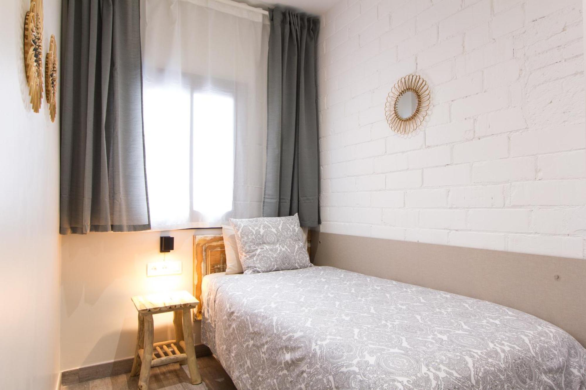 Novus Homes Barcelona Santa Eulalia Оспиталет-де-Льобрегат Экстерьер фото