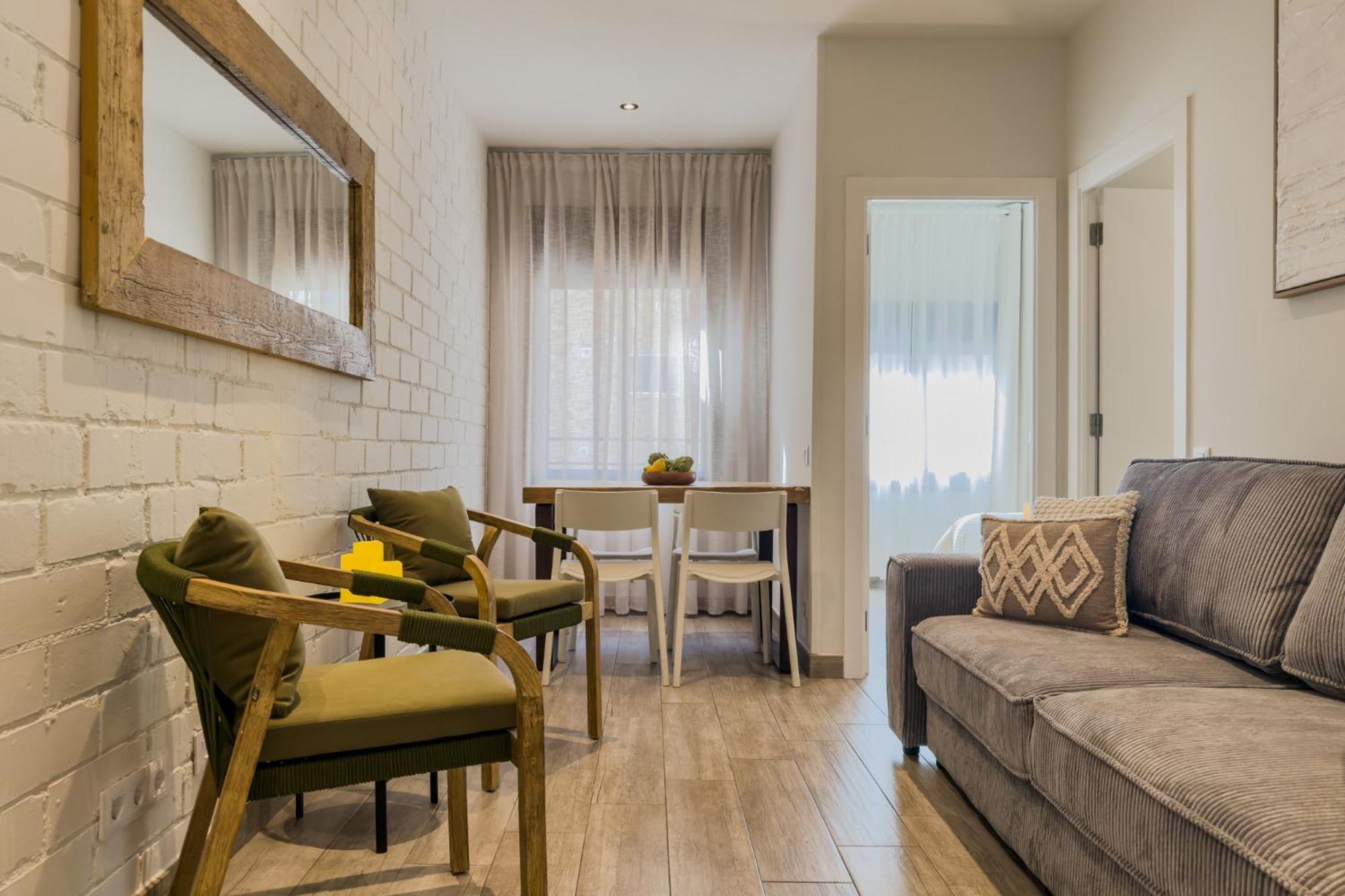 Novus Homes Barcelona Santa Eulalia Оспиталет-де-Льобрегат Экстерьер фото