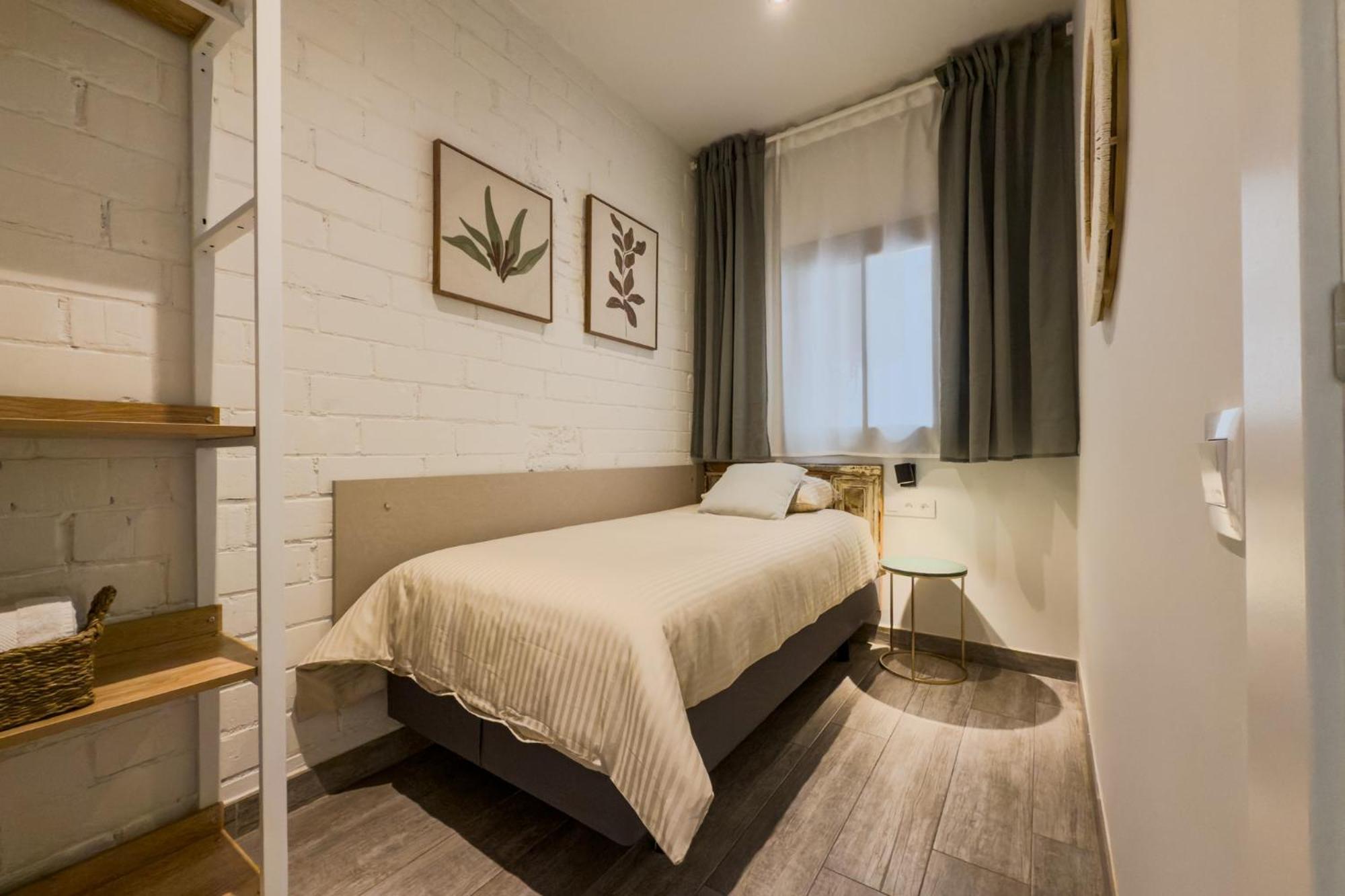 Novus Homes Barcelona Santa Eulalia Оспиталет-де-Льобрегат Экстерьер фото