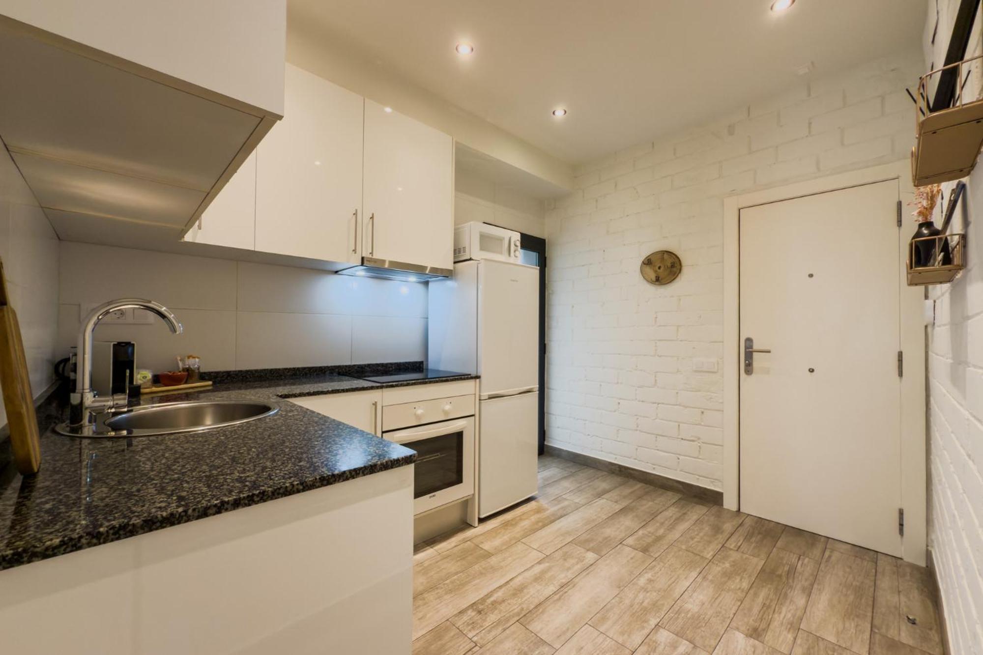Novus Homes Barcelona Santa Eulalia Оспиталет-де-Льобрегат Экстерьер фото