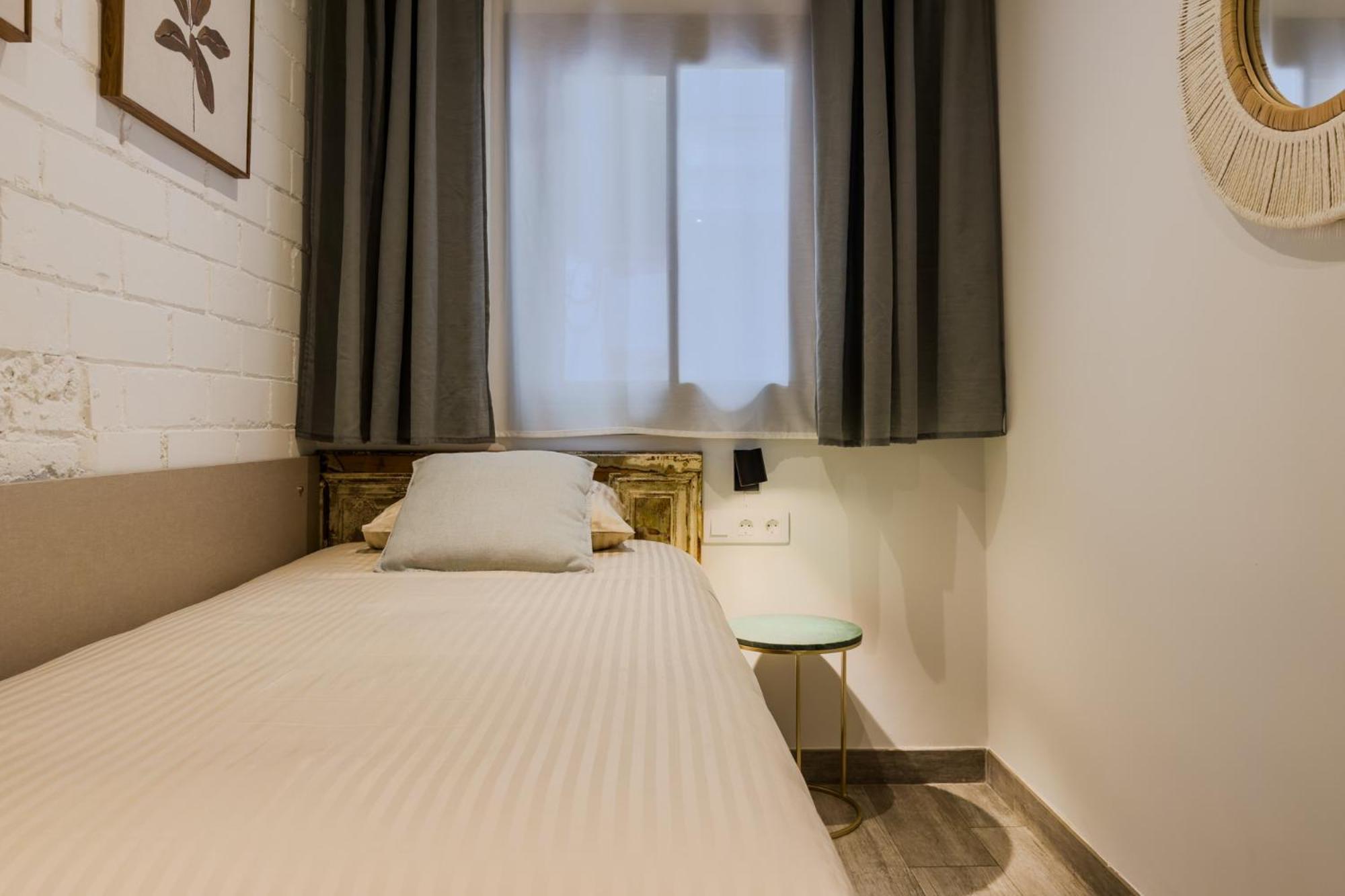 Novus Homes Barcelona Santa Eulalia Оспиталет-де-Льобрегат Экстерьер фото