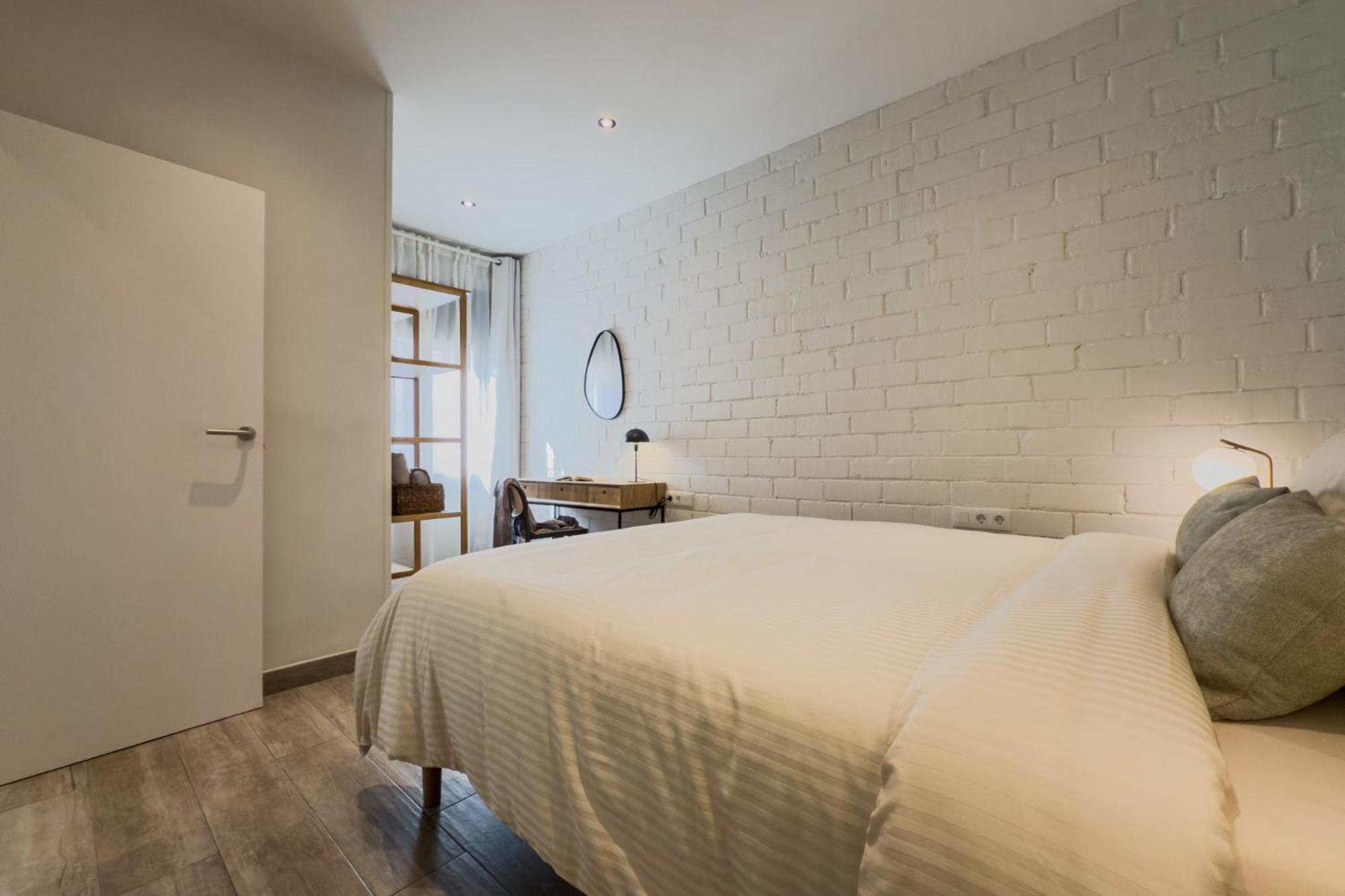 Novus Homes Barcelona Santa Eulalia Оспиталет-де-Льобрегат Экстерьер фото